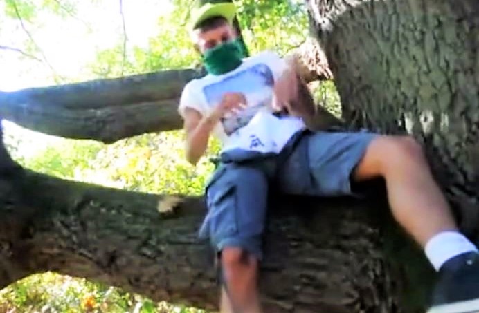Young Guy Jerk off in a wood